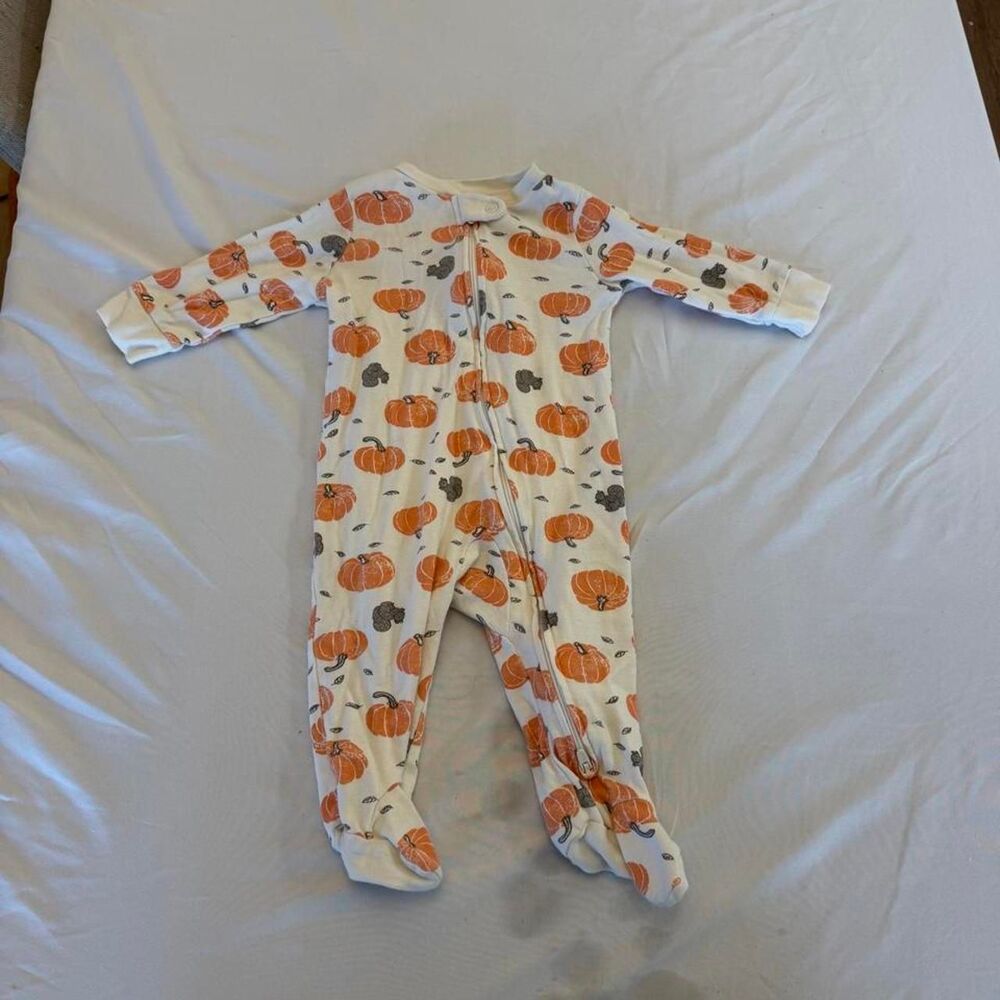 Little-planet Sleepsuits-babygrows